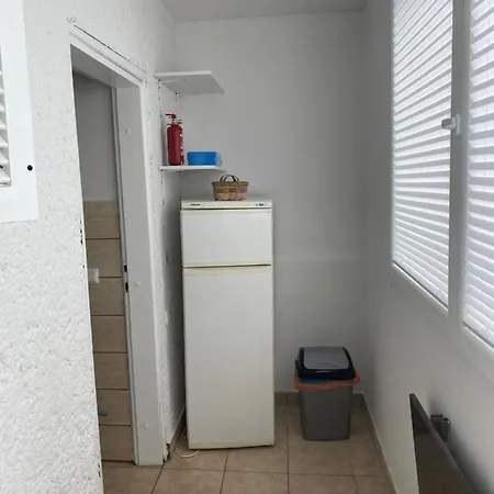 Porat 3 Apartment *